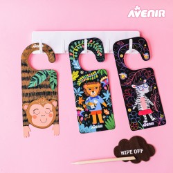 CH231909 SCRATCH ANIMAL DOOR HANGERS jouet ulysse
